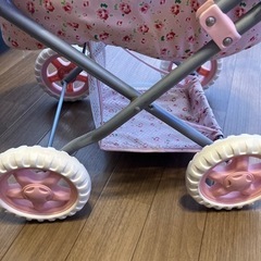 相談中　アメリカベビーカー　おもちゃの画像