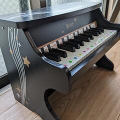 ピアノのおもちゃの画像