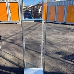 お値下げIKEAガラス飾り棚の画像