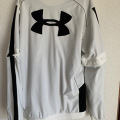 【取引成立】アンダーアーマー防寒着上着【ゴルフ用】の画像