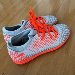 PUMAフットサルシューズ！の画像