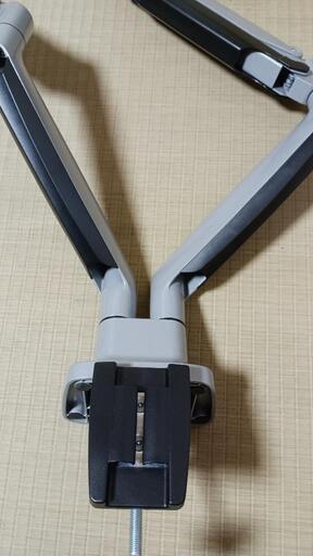 モニターアーム　ガススプリング　耐荷重9kg 美品
