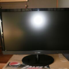 レノボのモニター24V？