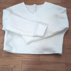 SHEIN　トレーナー　白