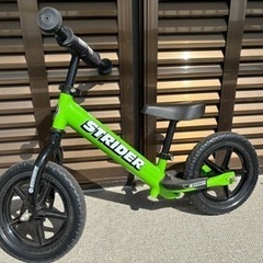 【お取引中】　　ストライダースポーツ　緑　防具付き