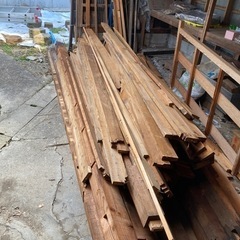 木材　古材　柱や梁など　さしあげますの画像