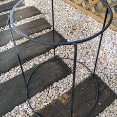 ワイヤープランタースタンド　ガーデニング　植木鉢の画像