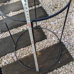 ワイヤープランタースタンド　ガーデニング　植木鉢の画像