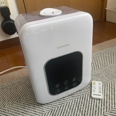 加湿器　アイリスオーヤマ（受け渡し予定有）