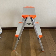【決まりました】二段脚立の画像