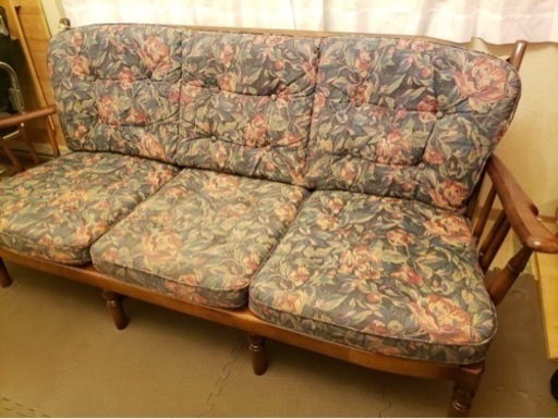 決定しました！高級家具 カリモク コロニアル 3人 ソファ