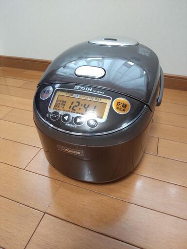 【値下げしました】ZOJIRUSHI 圧力IH炊飯器 一升炊き
