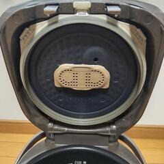 【値下げしました】ZOJIRUSHI 圧力IH炊飯器 一升炊きの画像