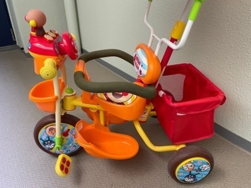 アンパンマン三輪車デラックス！