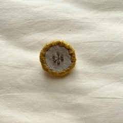 お花の刺繍ブローチ(レザー)