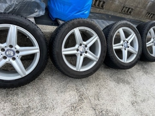 スタッドレスタイヤ