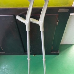 決まりました　歩行補助　杖