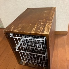 ヴィンテージ風　カラーポックスの画像