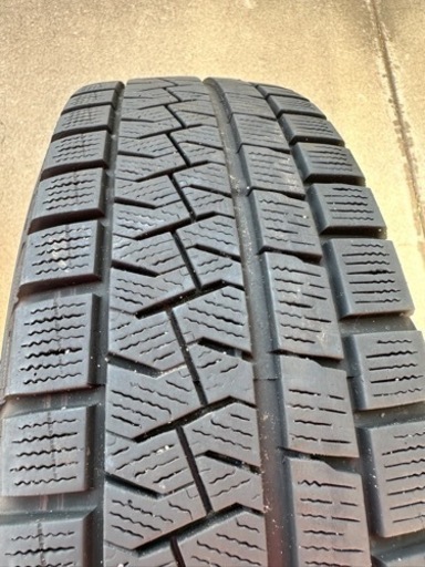 スタッドレスタイヤ165/55R15