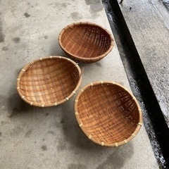 籐のボウル　(x3)の画像