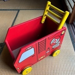 消防車  手押し車  収納ボックスの画像