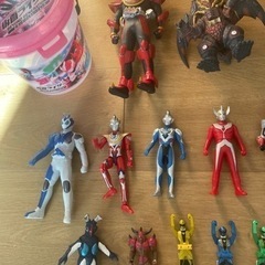 最終値下げ！ウルトラマン他ヒーローセットの画像