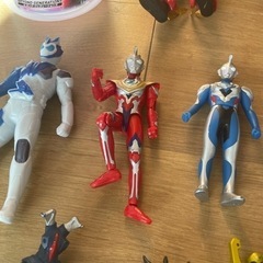 最終値下げ！ウルトラマン他ヒーローセットの画像