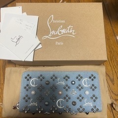 値下げ　美品　クリスチャンルブタン　財布