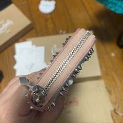 値下げ　美品　クリスチャンルブタン　財布の画像