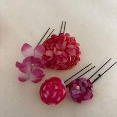 髪飾り　花　和装　0円の画像