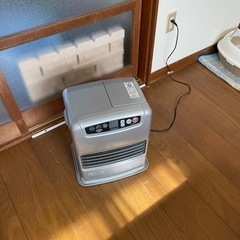 ダイニチ　石油ファンヒーター