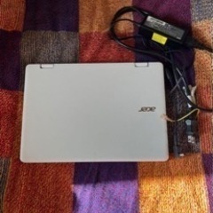 ACER aspire r3 ラップトップの画像