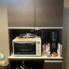 食器棚　の画像