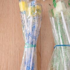 口腔ケアスポンジ、吸引くるリーナブラシの画像