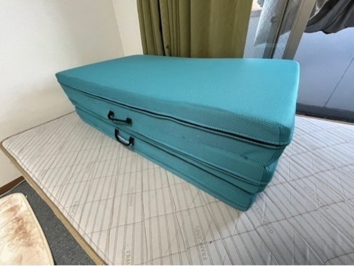 マニフレックス　折りたたみマットレス(セミダブル)