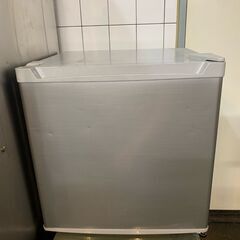 冷凍庫をお譲りします。