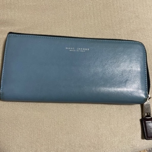 MARC JACOBSの長財布
