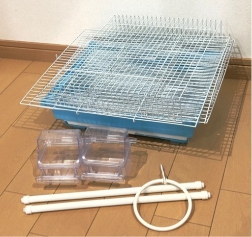 《決定》鳥 ケージ。おまけ。本。デコレーションテープ。消しゴム。マスキングテープ。シール。