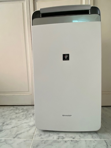SHARP シャープ プラズマクラスター 除湿機 衣類乾燥　CV-J180W  2020年製