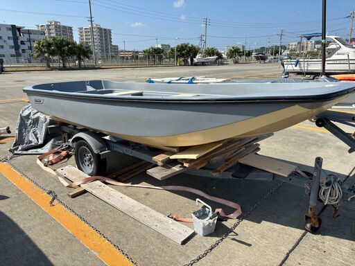 只今商談中です。ボストン　フェラー１３F  トレーラ付き 価格ダウン 置き場所（要相談）