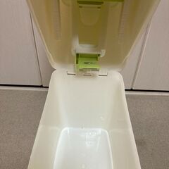 オムツ用　ゴミ箱の画像