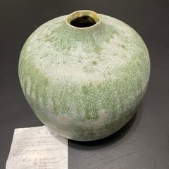 飾り大壺　鈴木淳夫作