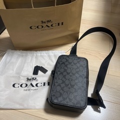 コーチ　ボディバッグ
