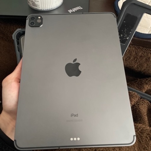 ipad pro 11 第二世代　256GB オマケ付き