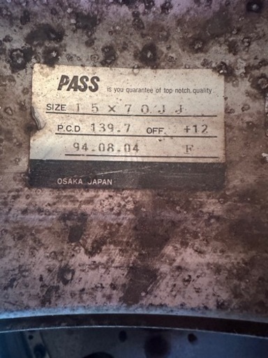 ジムニー　オールテレーン　フルピン　スパイク　31×10.5R15 ホイル付き