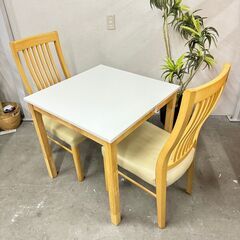  16068  NITORI ダイニングテーブルセット　椅子2脚   ◆大阪市内・東大阪市他 5,000円以上ご購入で無料配達いたします！◆ ※京都・高槻・枚方方面◆神戸・西宮・尼崎方面◆奈良方面、大阪南部方面　それぞれ条件付き無料配送あり！            