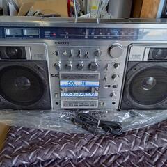 昭和レトロなラジカセ SANYO MR-X920