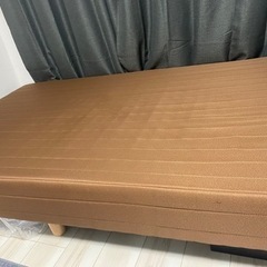 セミダブルベッド