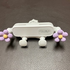スマートホン車載ホルダー　かわいい　お花タイプの画像