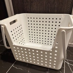 洗濯物カゴ